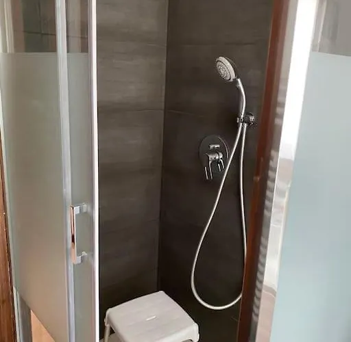 アパート Lella's クアルトゥ・サンテーレナ